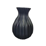 1Pc Decorative Vase Elegant Fine Workmanship Flower Vase for Home Decoration Modern Plastic Flower Pot for Room Wedding Ornament